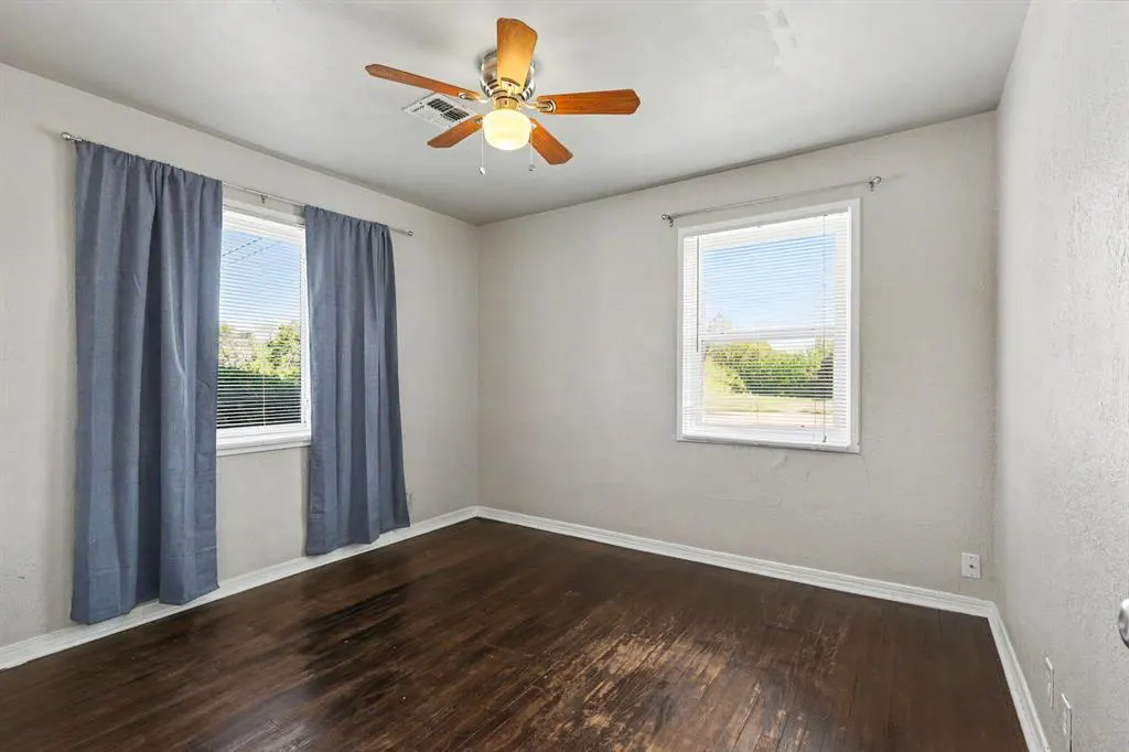 Photo 9 — 1700 Carlisle Road, Oklahoma City, OK 73120