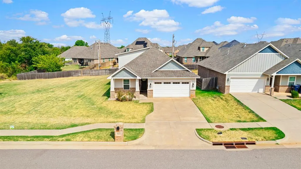 Photo 38 — 9053 NW 143rd Street, Yukon, OK 73099