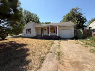 Sold home at 214 E Vida Way