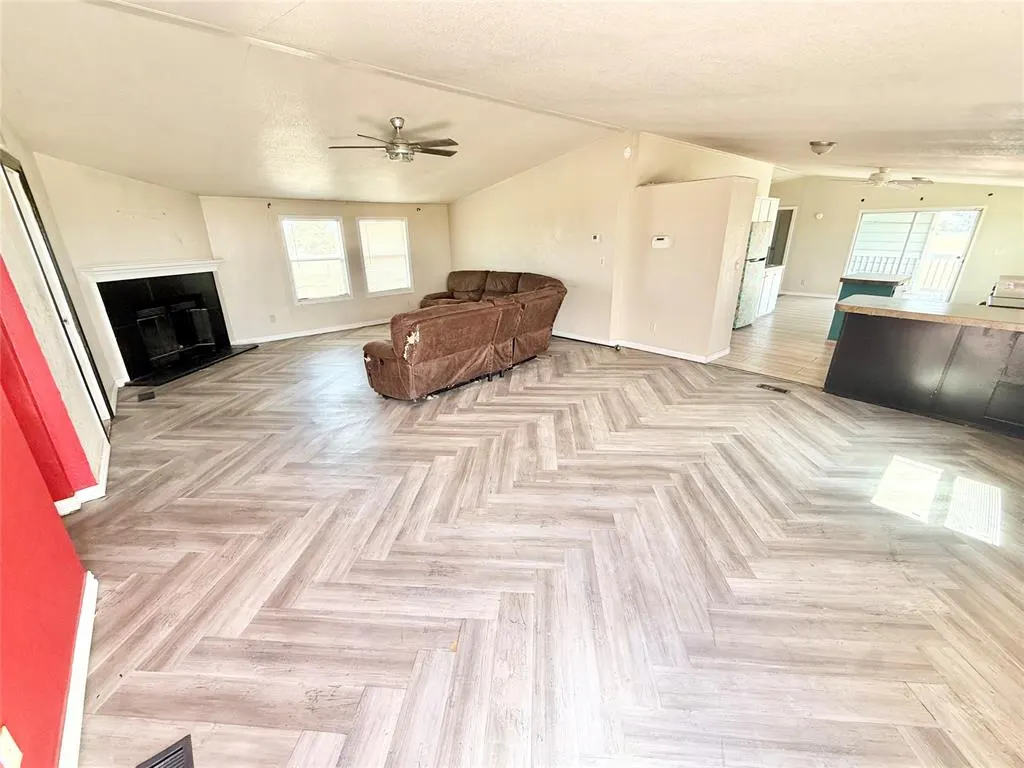 Photo 2 — 20613 E County Road 156 Road, Blair, OK 73526