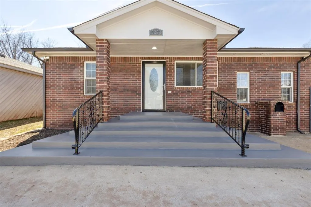 Front exterior — 3228 Cashion Place, Oklahoma City, OK 73112