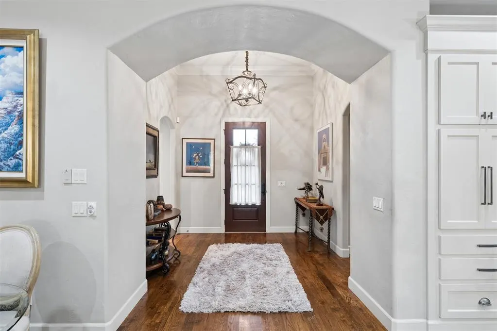 Photo 2 — 3339 Stone Brook Court, Oklahoma City, OK 73120