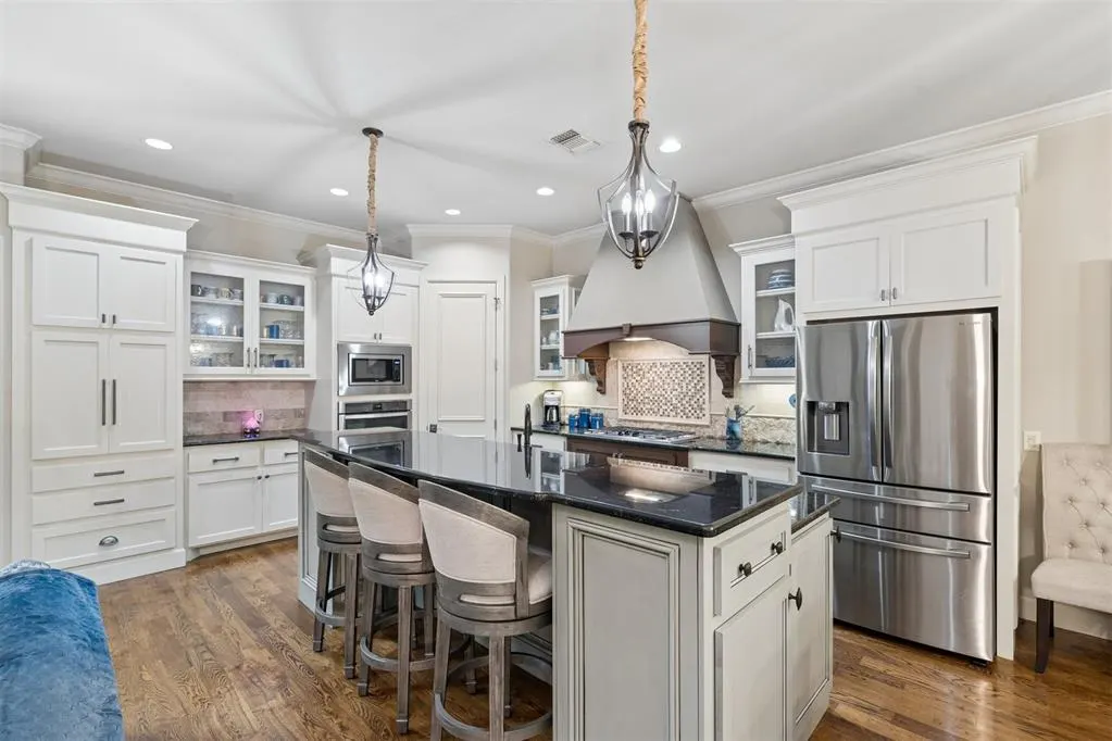 Photo 11 — 3339 Stone Brook Court, Oklahoma City, OK 73120