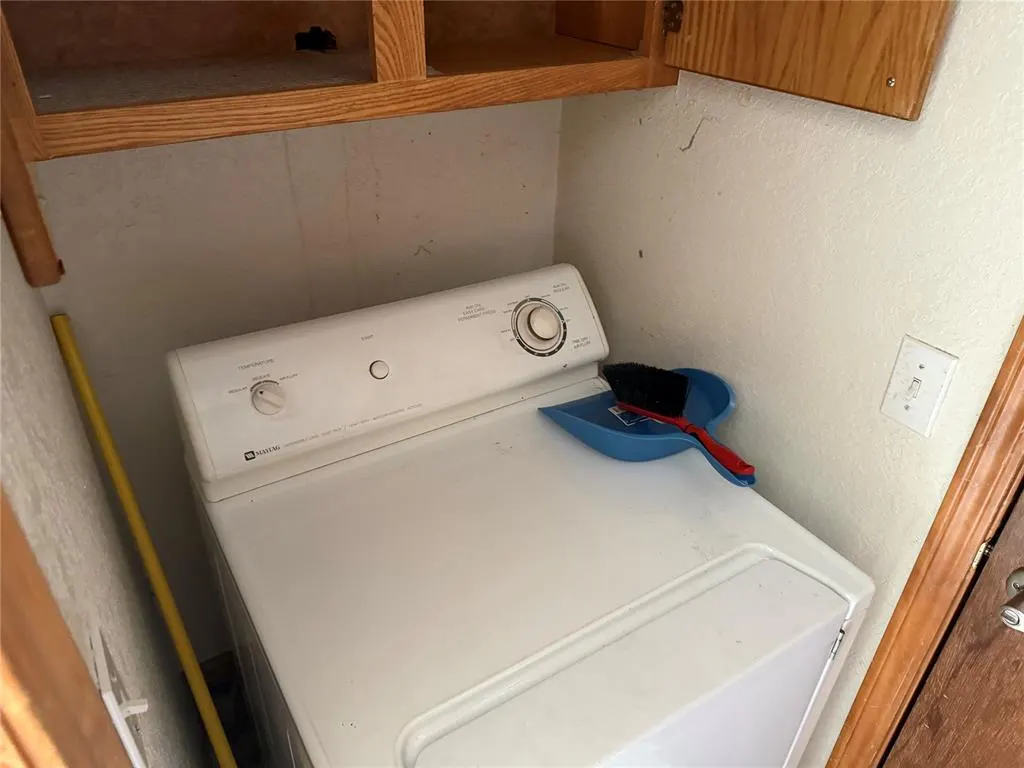 Photo 9 — 1032 Cambridge Court, Moore, OK 73160