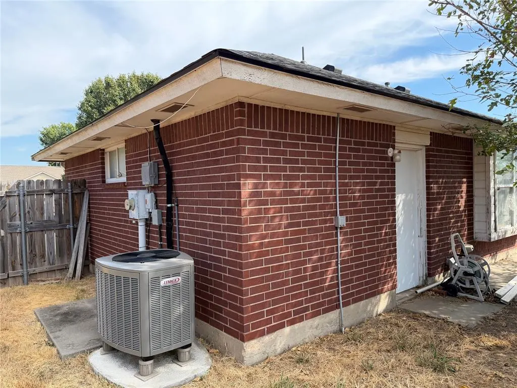 Photo 26 — 1032 Cambridge Court, Moore, OK 73160
