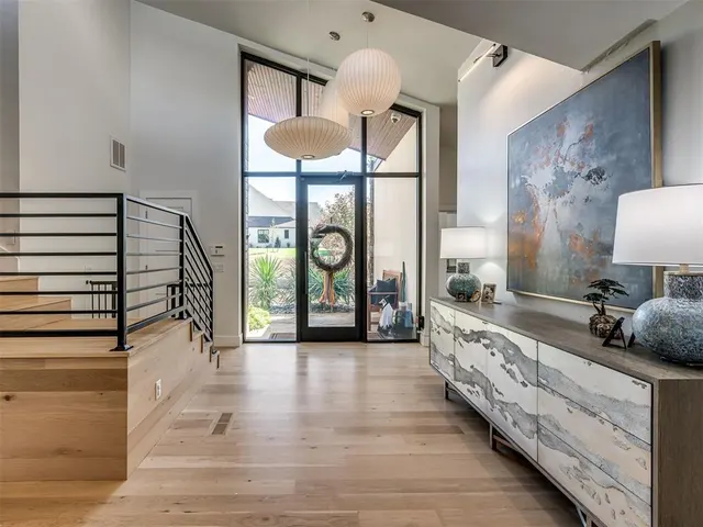 Photo 3 — 2909 N Oak Hollow Road, Oklahoma City, OK 73120