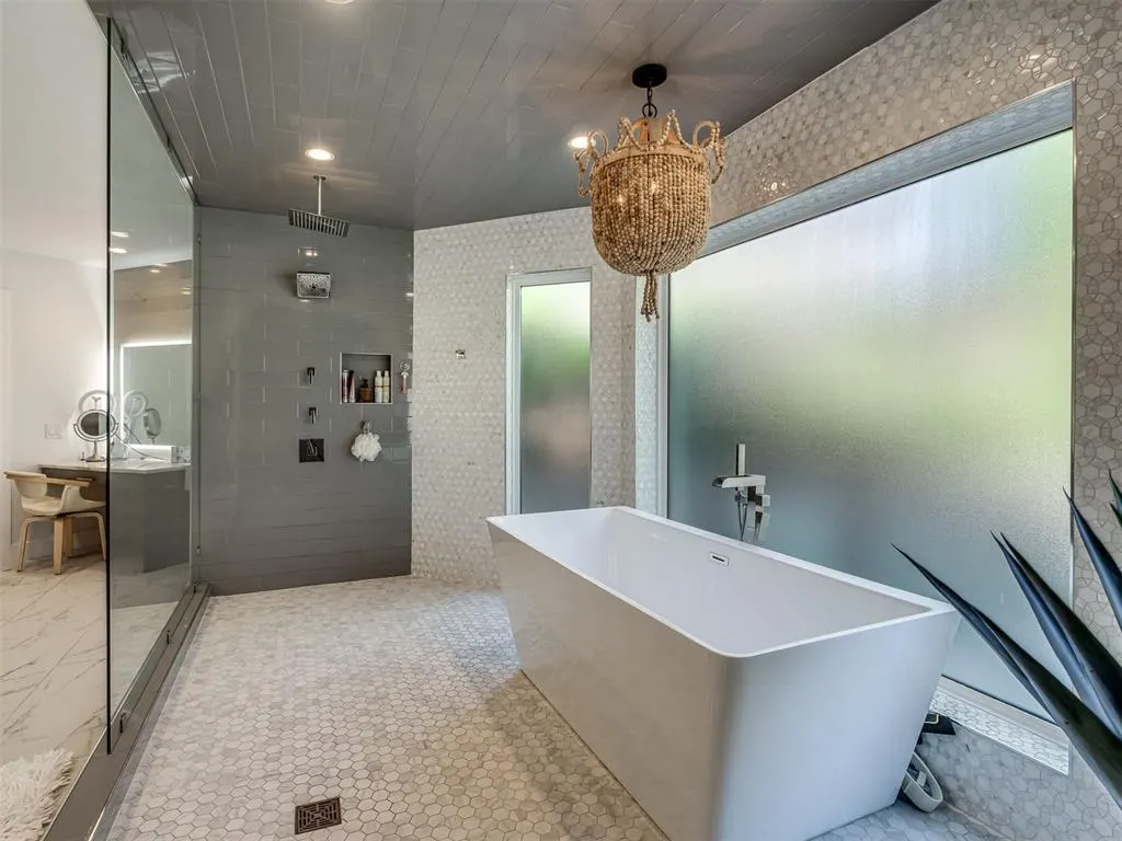 Photo 24 — 2909 N Oak Hollow Road, Oklahoma City, OK 73120