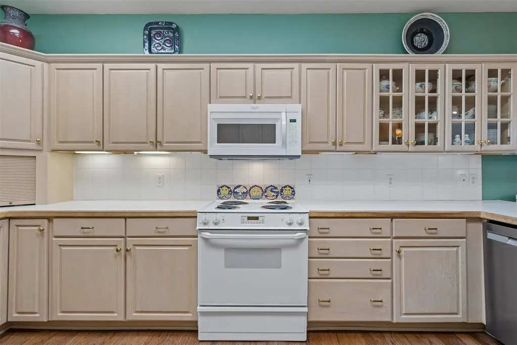 Photo 12 — 8618 N May Avenue 32B, Oklahoma City, OK 73120