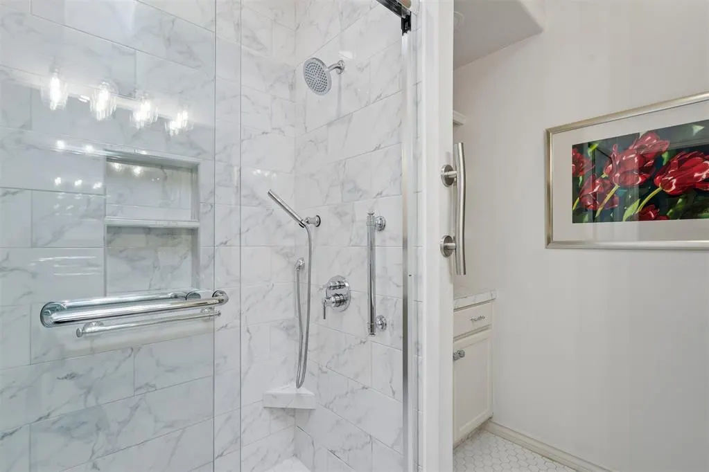 Photo 22 — 8618 N May Avenue 32B, Oklahoma City, OK 73120