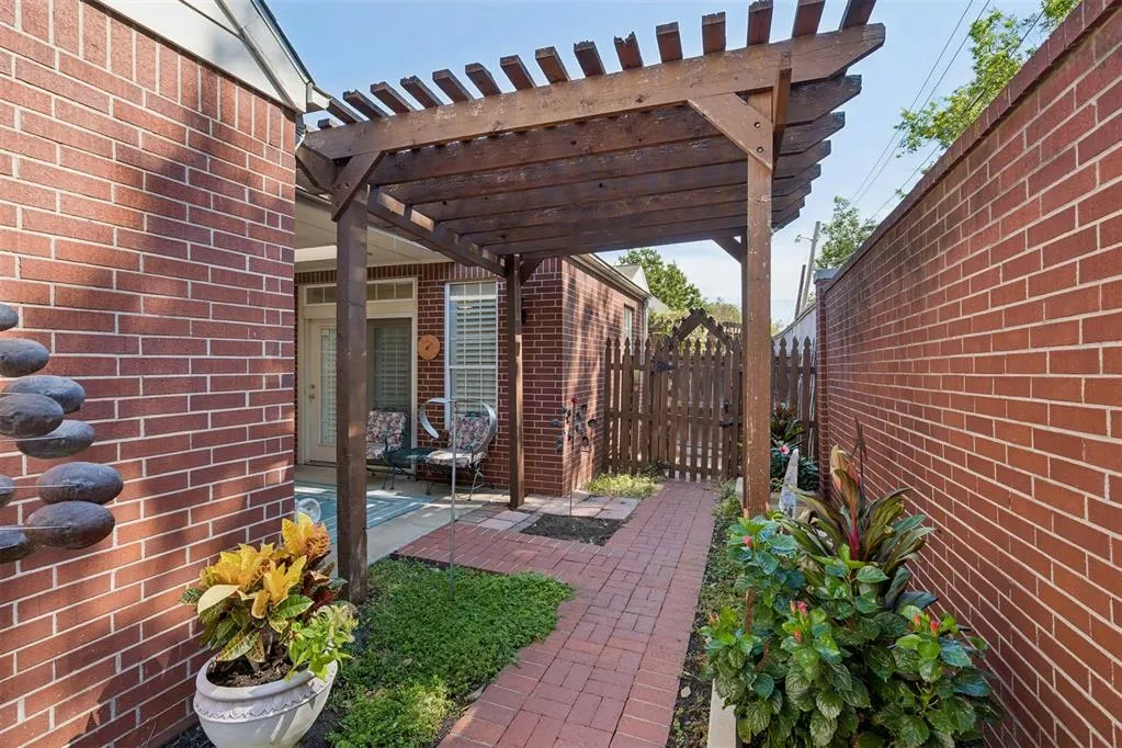 Photo 26 — 8618 N May Avenue 32B, Oklahoma City, OK 73120