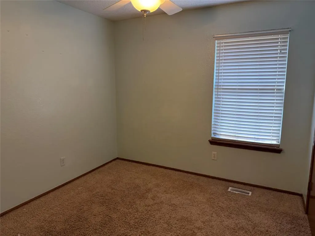 Photo 21 — 901 Randall Drive, Moore, OK 73160