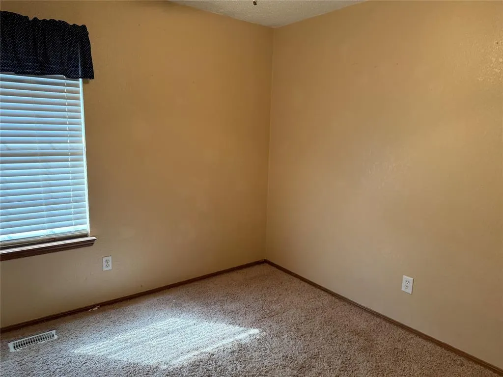 Photo 25 — 901 Randall Drive, Moore, OK 73160