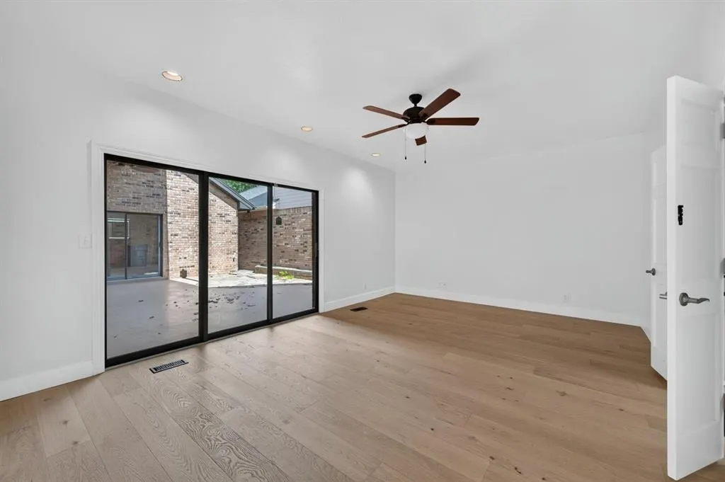 Photo 14 — 545 E Oak Place, Edmond, OK 73025