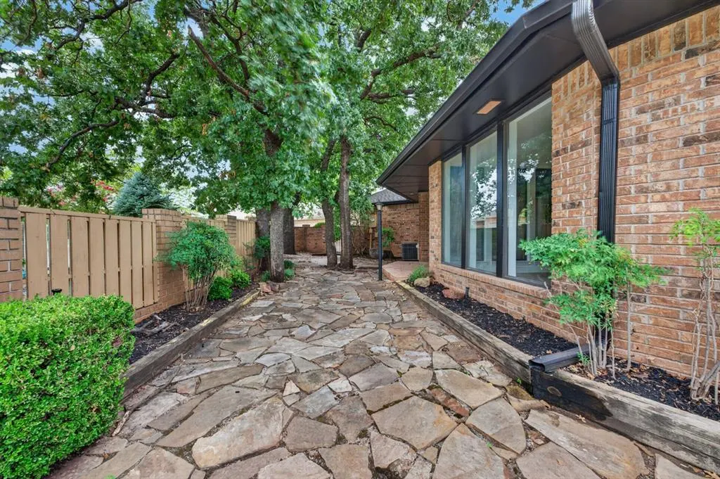 Photo 36 — 545 E Oak Place, Edmond, OK 73025