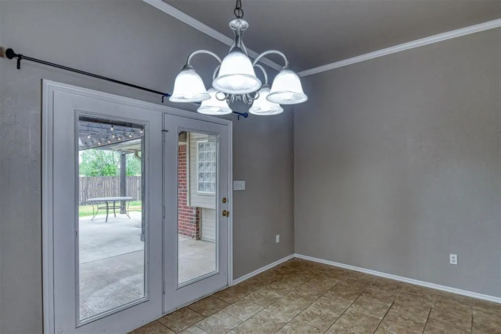 Photo 13 — 409 Prestwick Street, Norman, OK 73072