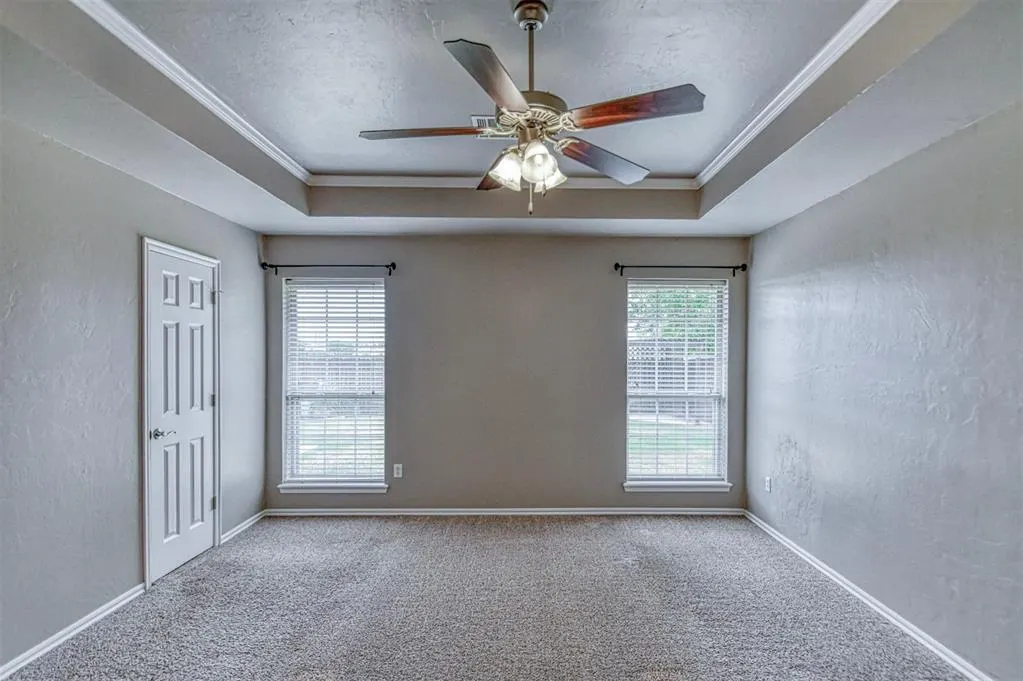 Photo 14 — 409 Prestwick Street, Norman, OK 73072