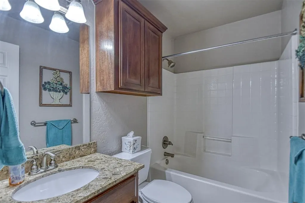 Photo 22 — 409 Prestwick Street, Norman, OK 73072