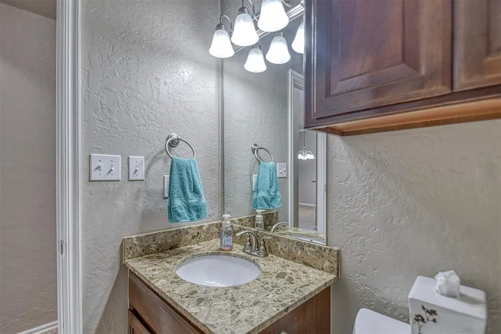 Photo 24 — 409 Prestwick Street, Norman, OK 73072