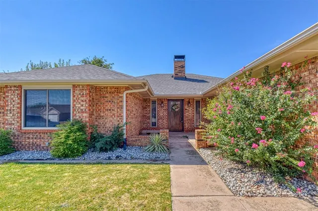 Photo 3 — 1334 Lowrie Lane, Oklahoma City, OK 73159