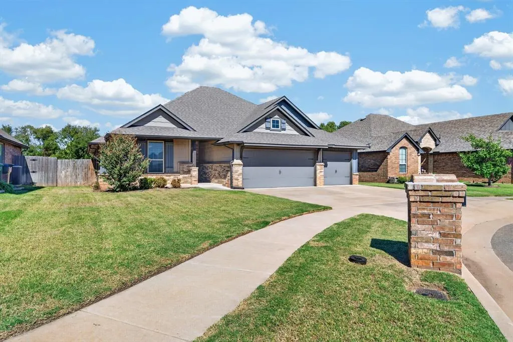 Photo 6 — 10209 SW 23rd Street, Yukon, OK 73099