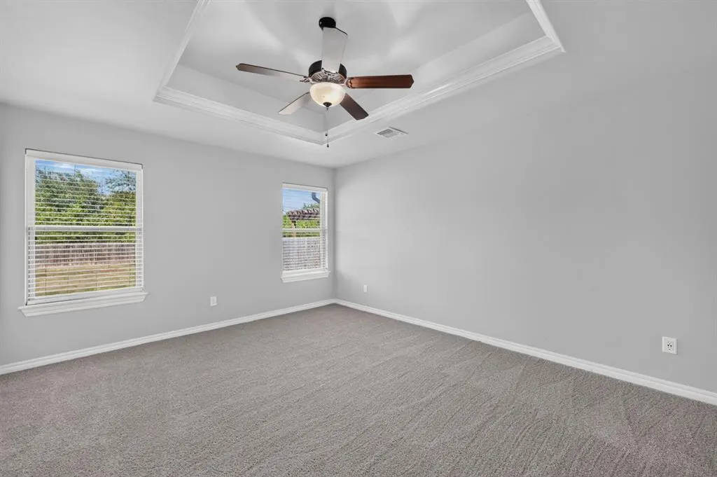 Photo 15 — 10209 SW 23rd Street, Yukon, OK 73099