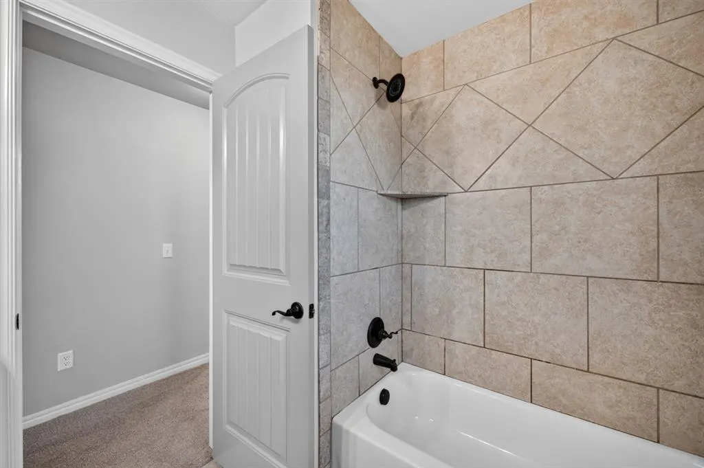 Photo 23 — 10209 SW 23rd Street, Yukon, OK 73099