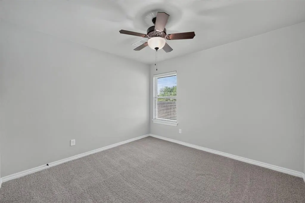 Photo 25 — 10209 SW 23rd Street, Yukon, OK 73099