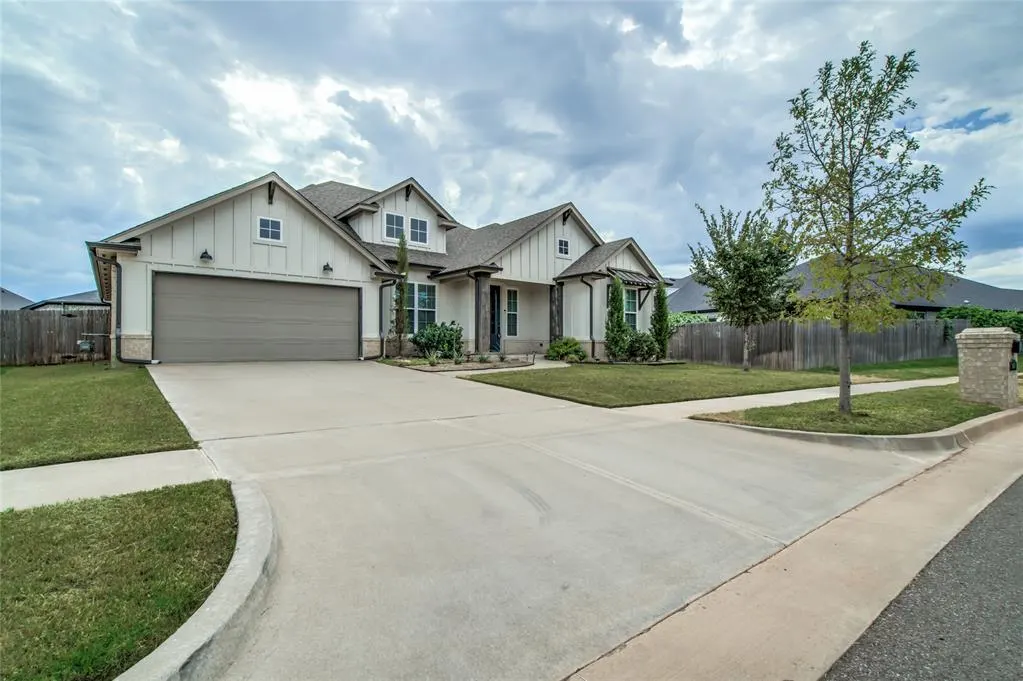 Photo 3 — 18000 Calder Road, Edmond, OK 73012
