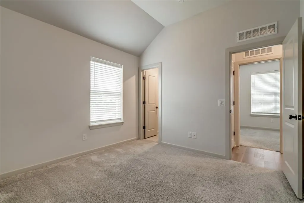 Photo 11 — 18000 Calder Road, Edmond, OK 73012