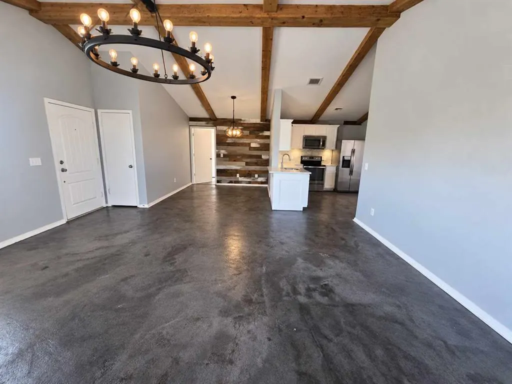 Photo 4 — 2801 NW 186th Street, Edmond, OK 73012