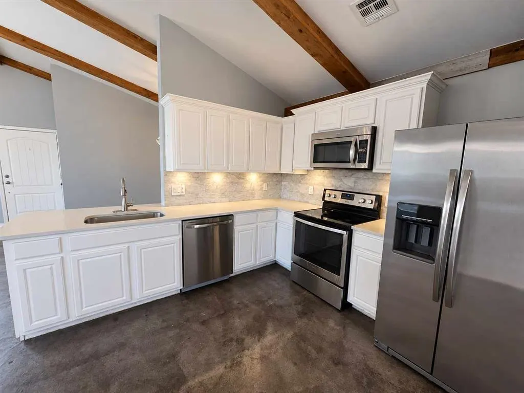 Photo 7 — 2801 NW 186th Street, Edmond, OK 73012