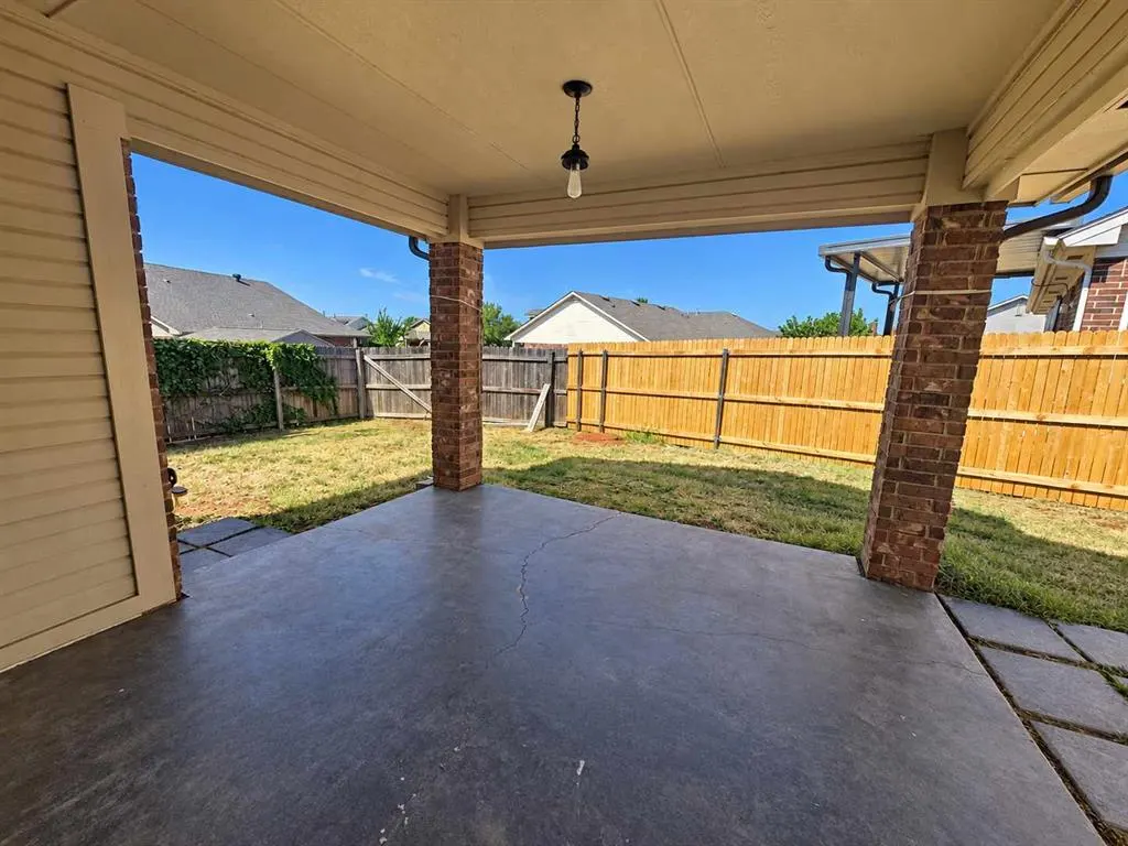 Photo 16 — 2801 NW 186th Street, Edmond, OK 73012