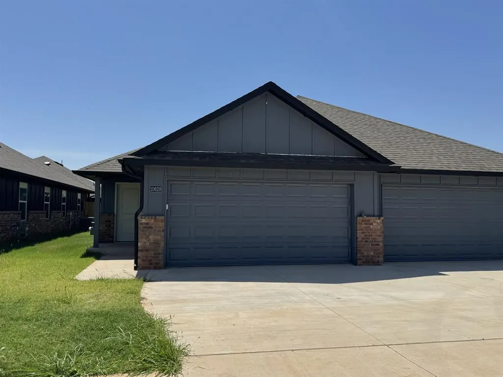 Front exterior — 10628 SW 16th Terrace, Yukon, OK 73099