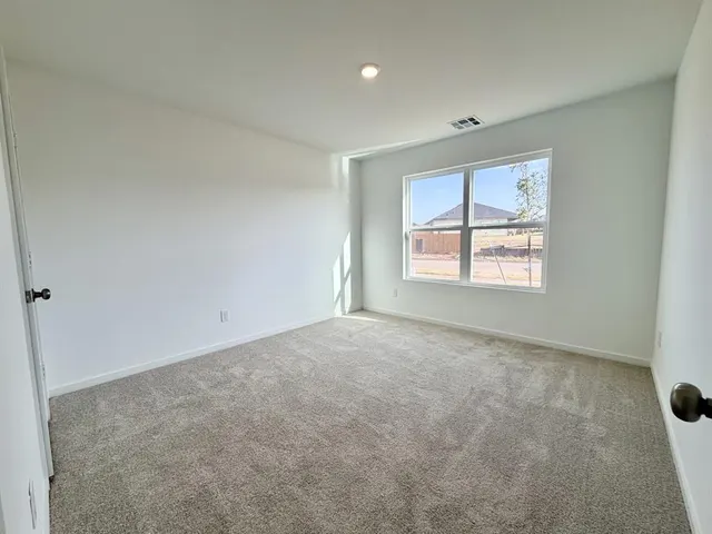 Photo 6 — 604 South Haven Drive, Noble, OK 73068
