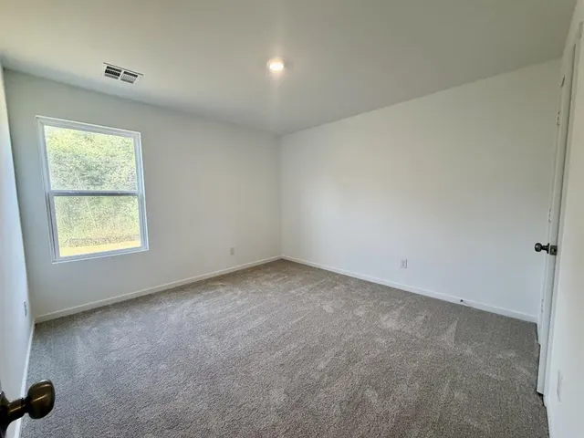Photo 8 — 604 South Haven Drive, Noble, OK 73068