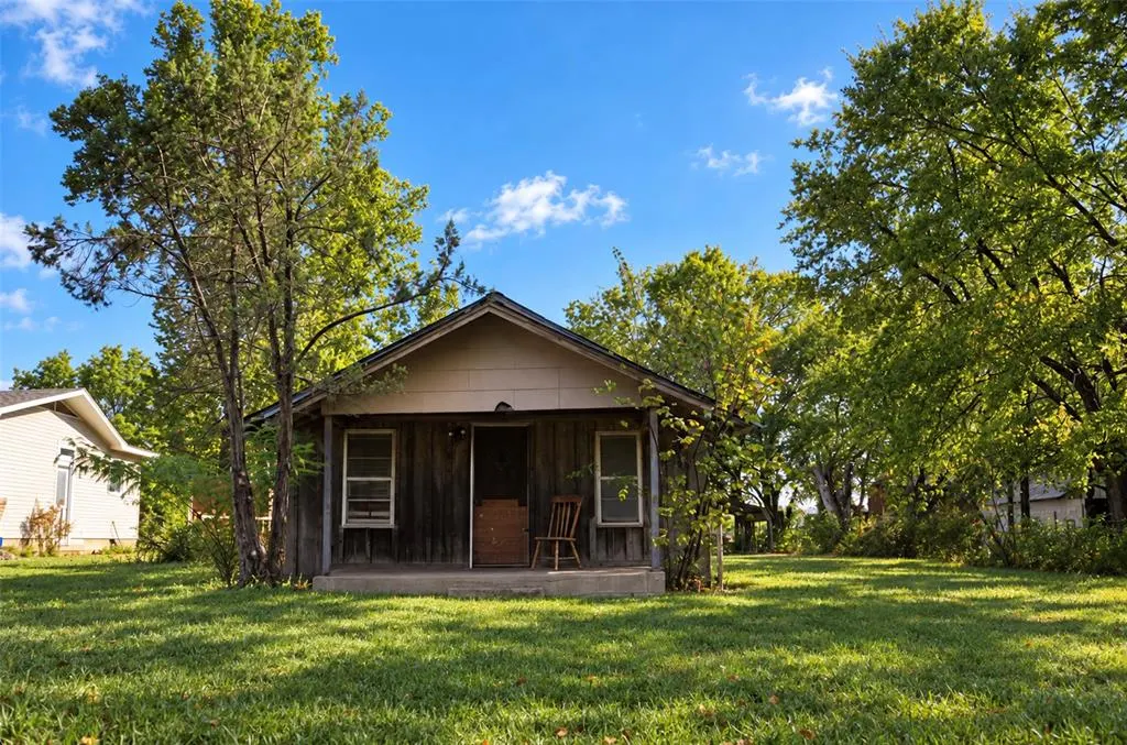 Front exterior — 514 E 5th Street, Stroud, OK 74079