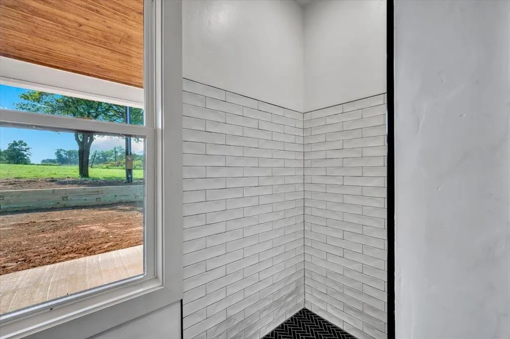Photo 35 — 5875 W FORREST HILLS Road, Guthrie, OK 73044