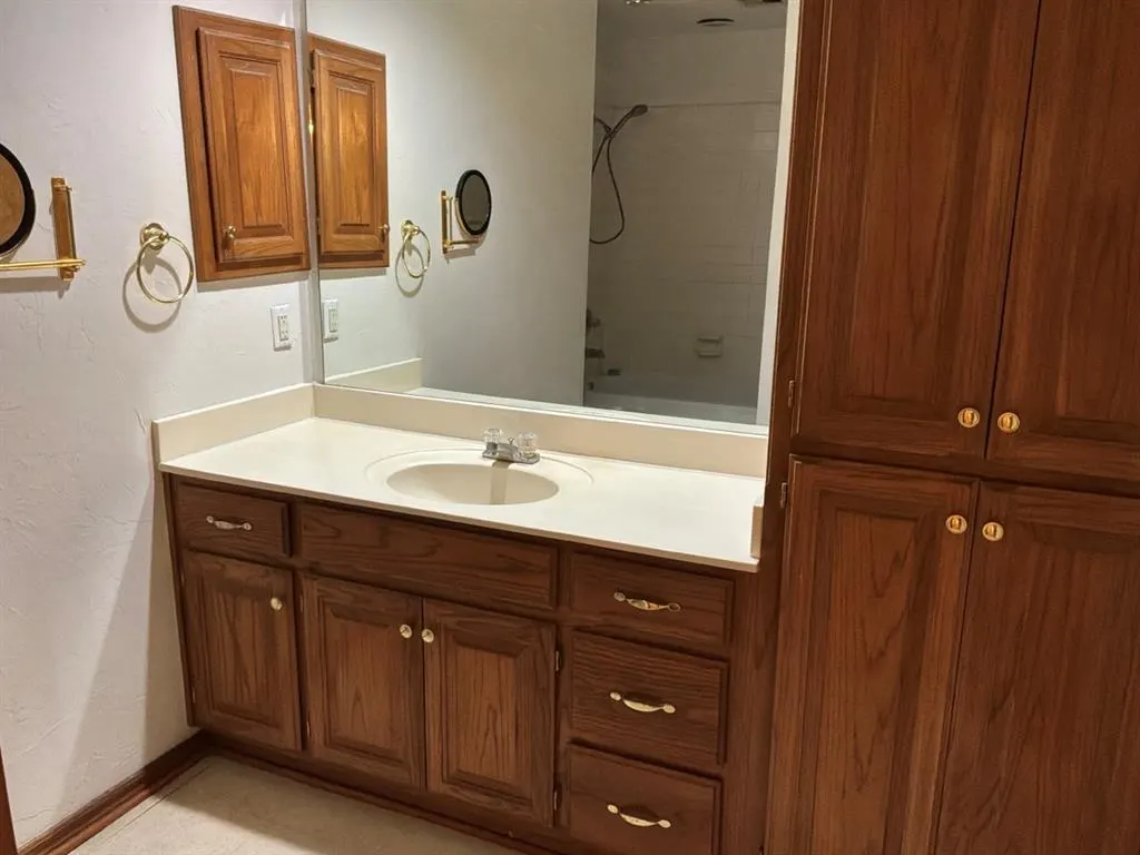 Photo 19 — 53 W Shore Drive, Arcadia, OK 73007