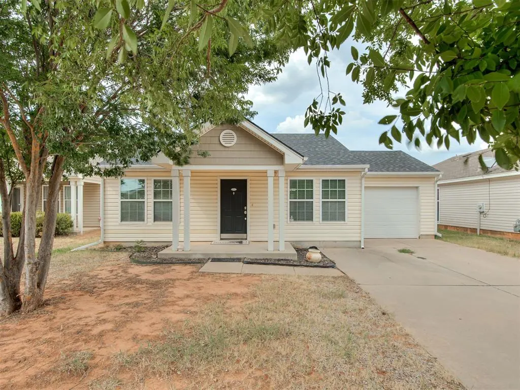Front exterior — 1821 NW 143rd Street, Edmond, OK 73013