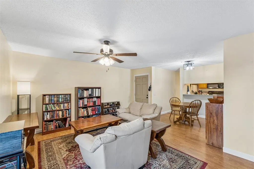 Photo 3 — 850 Cardinal Creek Boulevard A, Norman, OK 73072
