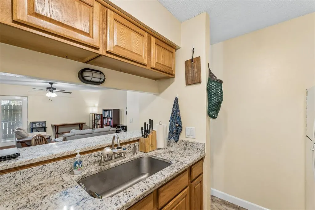Photo 8 — 850 Cardinal Creek Boulevard A, Norman, OK 73072