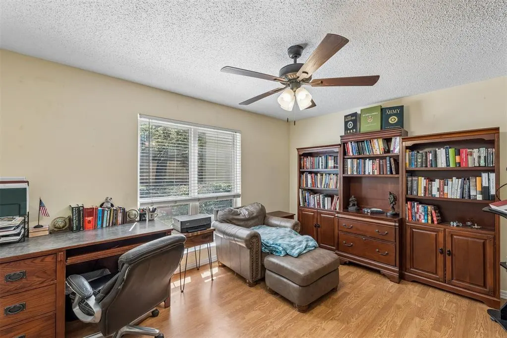 Photo 9 — 850 Cardinal Creek Boulevard A, Norman, OK 73072