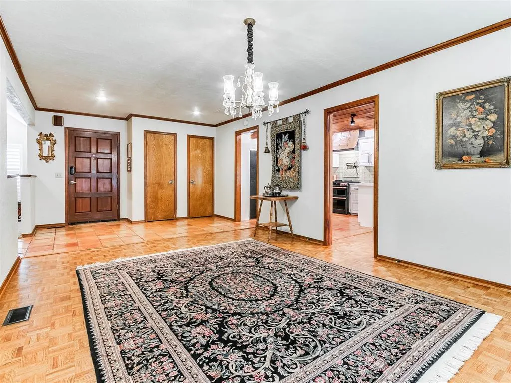 Photo 16 — 11108 Bluff Creek Drive, Oklahoma City, OK 73162
