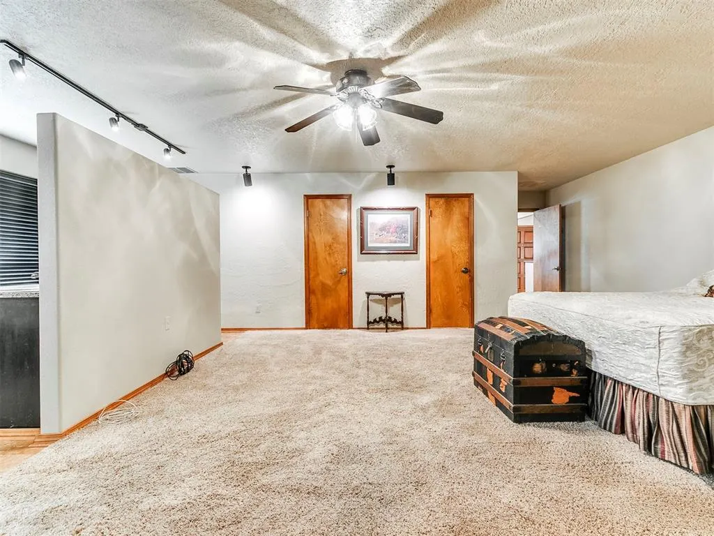 Photo 25 — 11108 Bluff Creek Drive, Oklahoma City, OK 73162