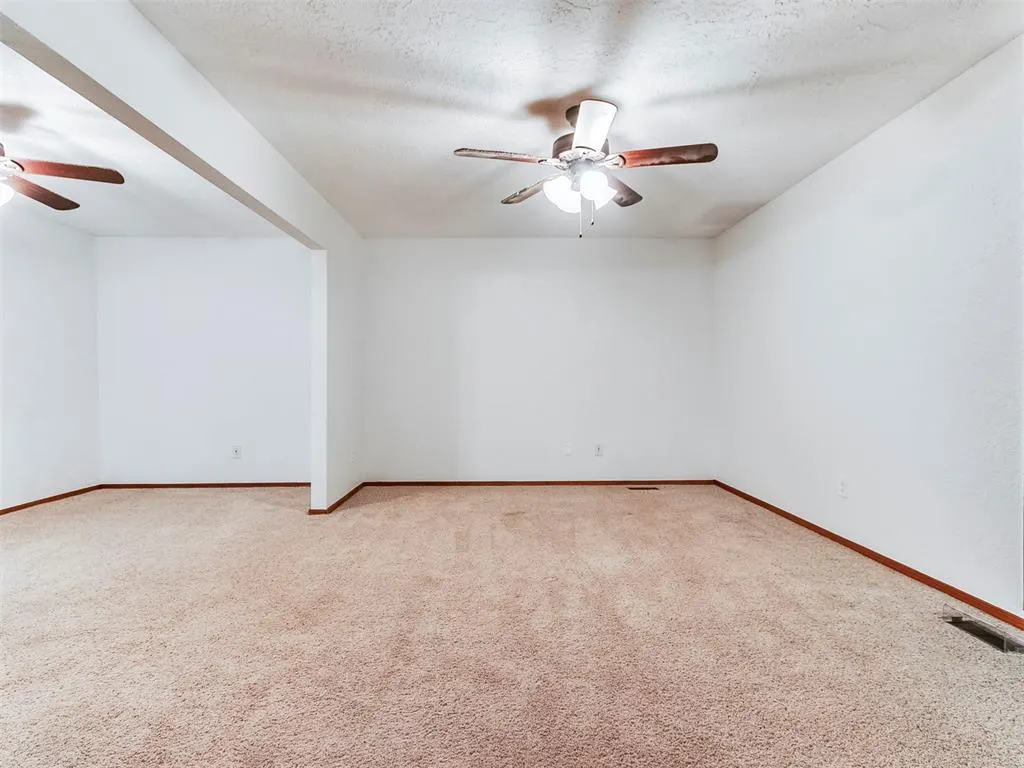 Photo 33 — 11108 Bluff Creek Drive, Oklahoma City, OK 73162