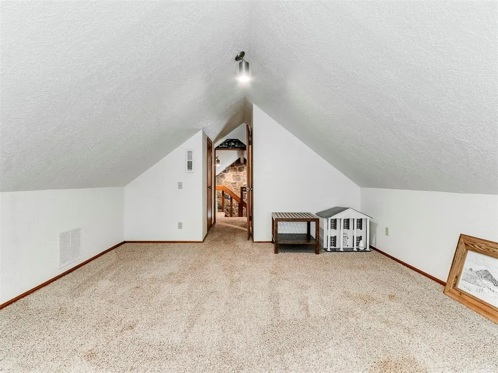 Photo 43 — 11108 Bluff Creek Drive, Oklahoma City, OK 73162