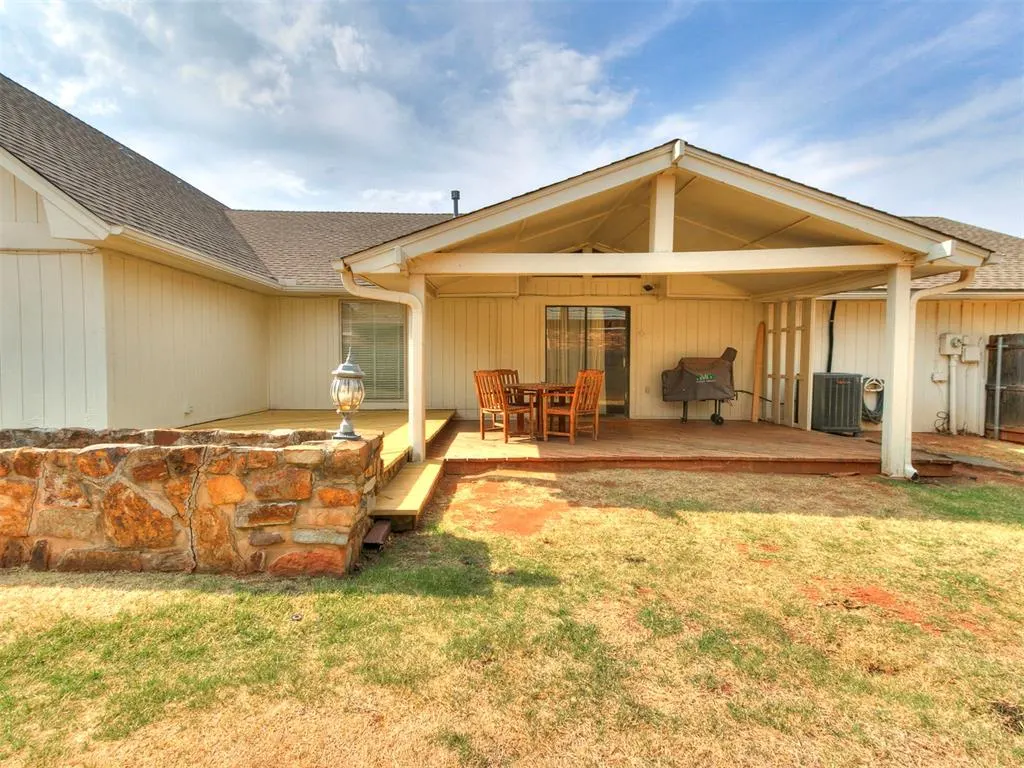 Photo 48 — 11108 Bluff Creek Drive, Oklahoma City, OK 73162