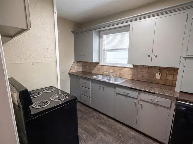 Photo 5 — 3209 NW 27 Street, Oklahoma City, OK 73107