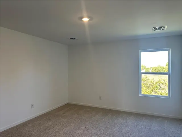 Photo 5 — 773 SW 9th Street, Newcastle, OK 73065