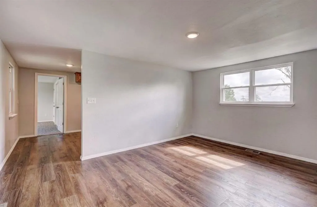 Photo 5 — 6700 N Coltrane Road, Edmond, OK 73034